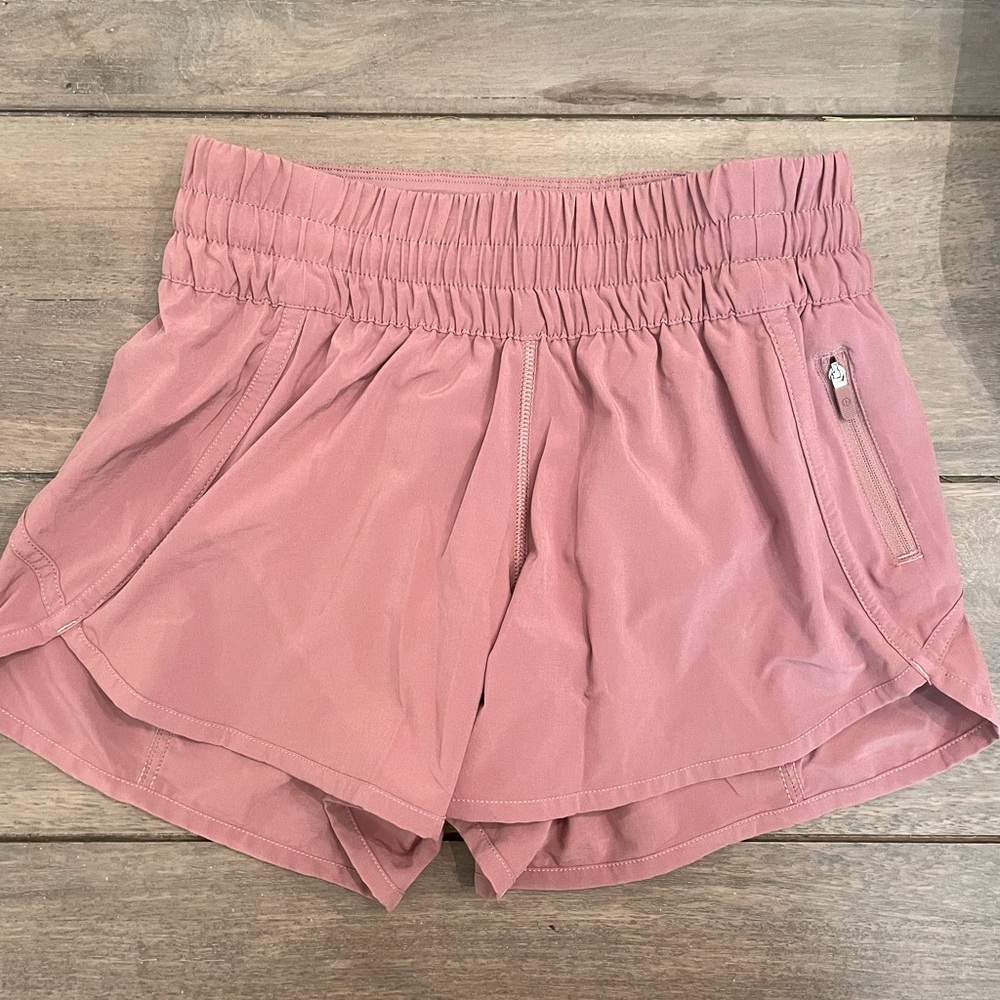 Lululemon Pink Taupe Tracker Shorts Size 6